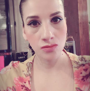 Meet your Posher, Kenia